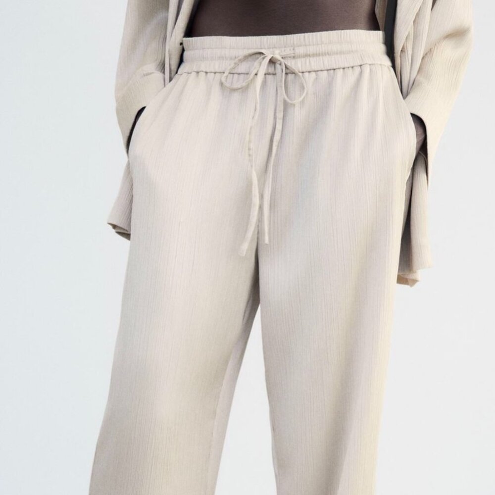 ZARA Women's Wrinkle Look Wide Leg Pants(Sand, US L/EUR L) - Picture 2 of 10